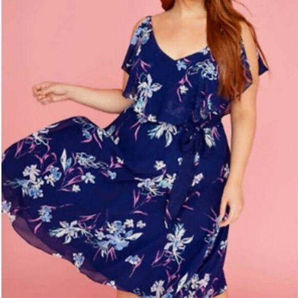 NWT Lane Bryant Printed Split Flutter Sleeve Midi Summer Dress Size: 26 (4X) - Picture 2 of 5